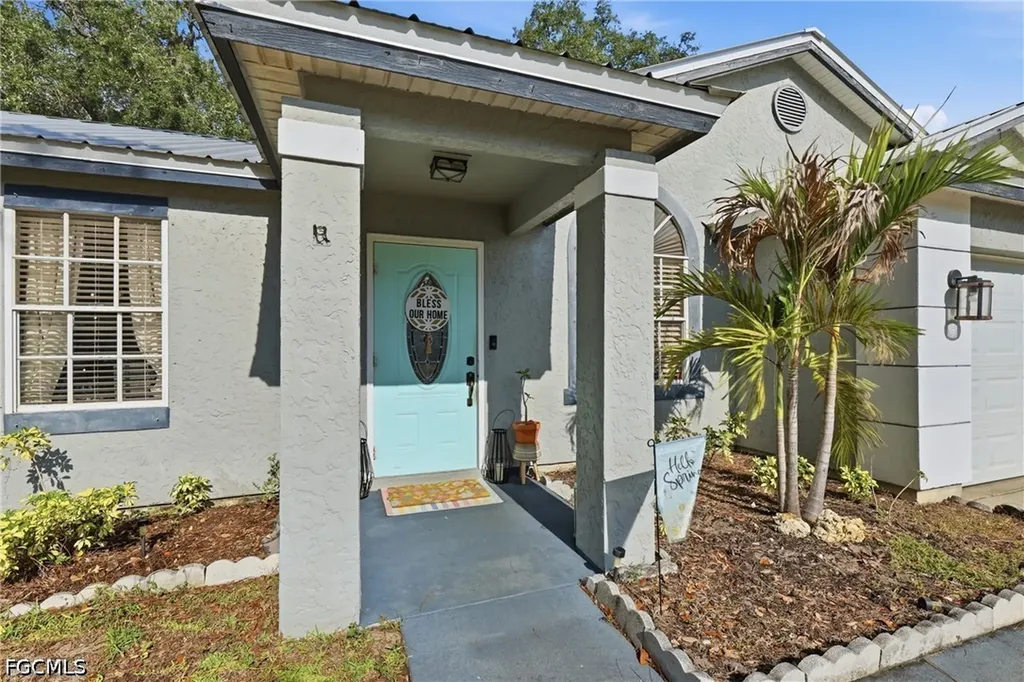 4022 E Sunflower Circle Labelle FL 33935