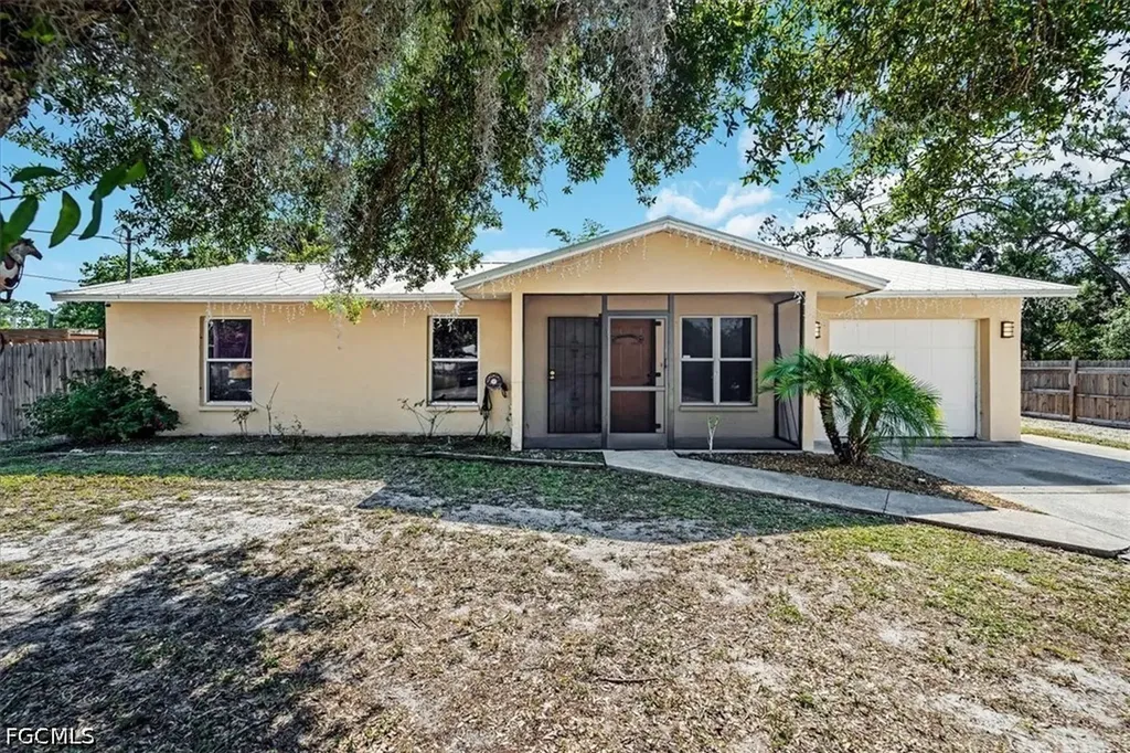 575 Sabal Palm Court Labelle FL 33935