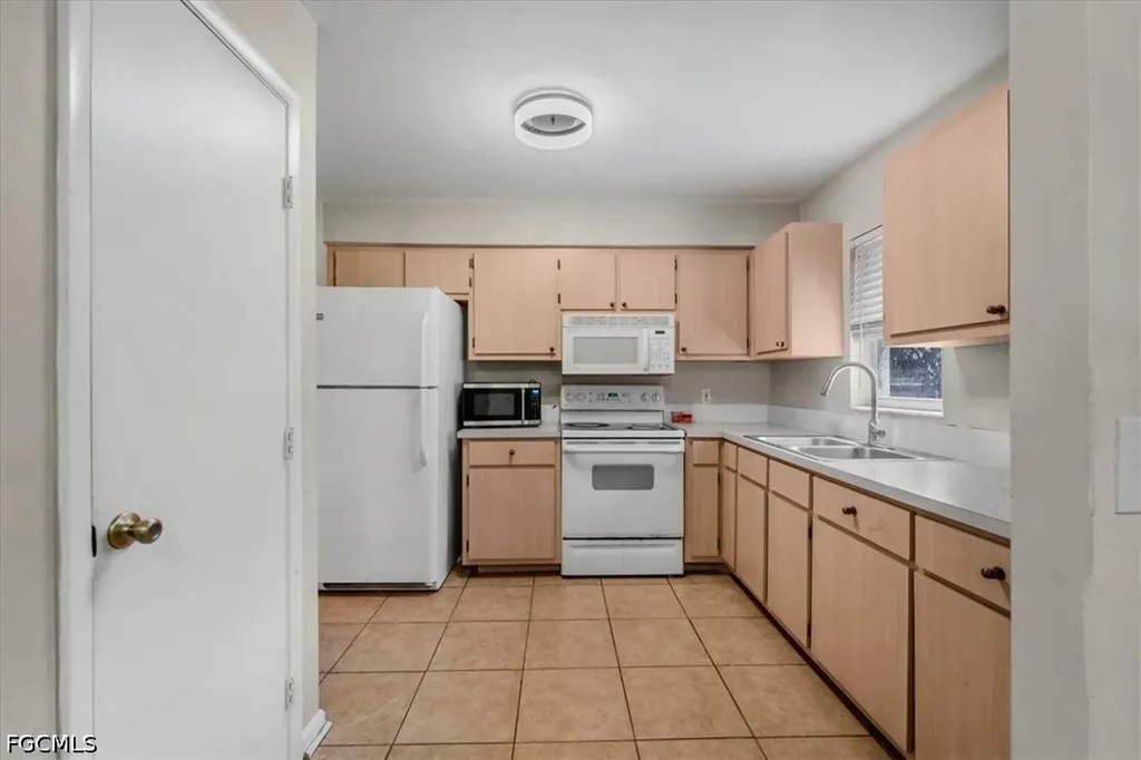 575 Sabal Palm Court Labelle FL 33935