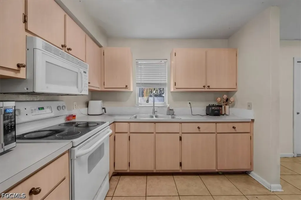 575 Sabal Palm Court Labelle FL 33935