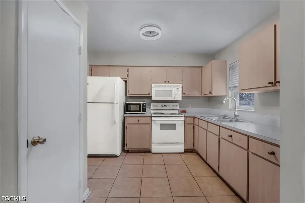 575 Sabal Palm Court Labelle FL 33935
