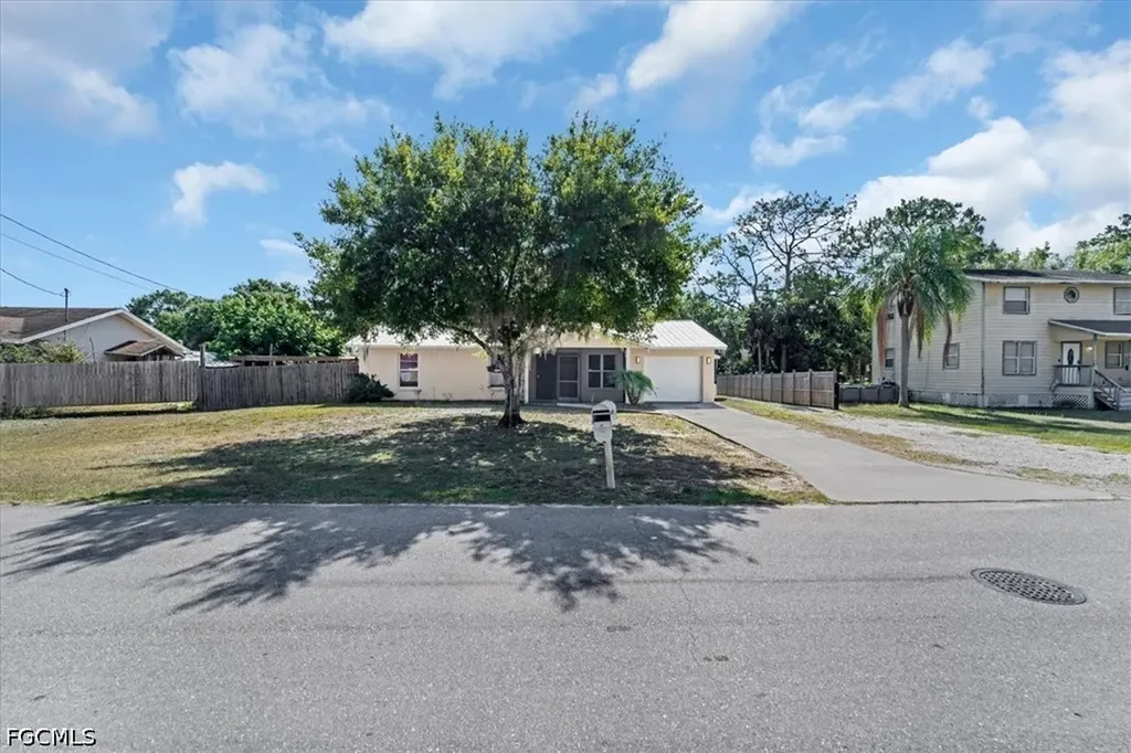 575 Sabal Palm Court Labelle FL 33935