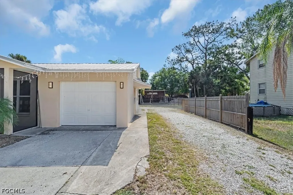 575 Sabal Palm Court Labelle FL 33935