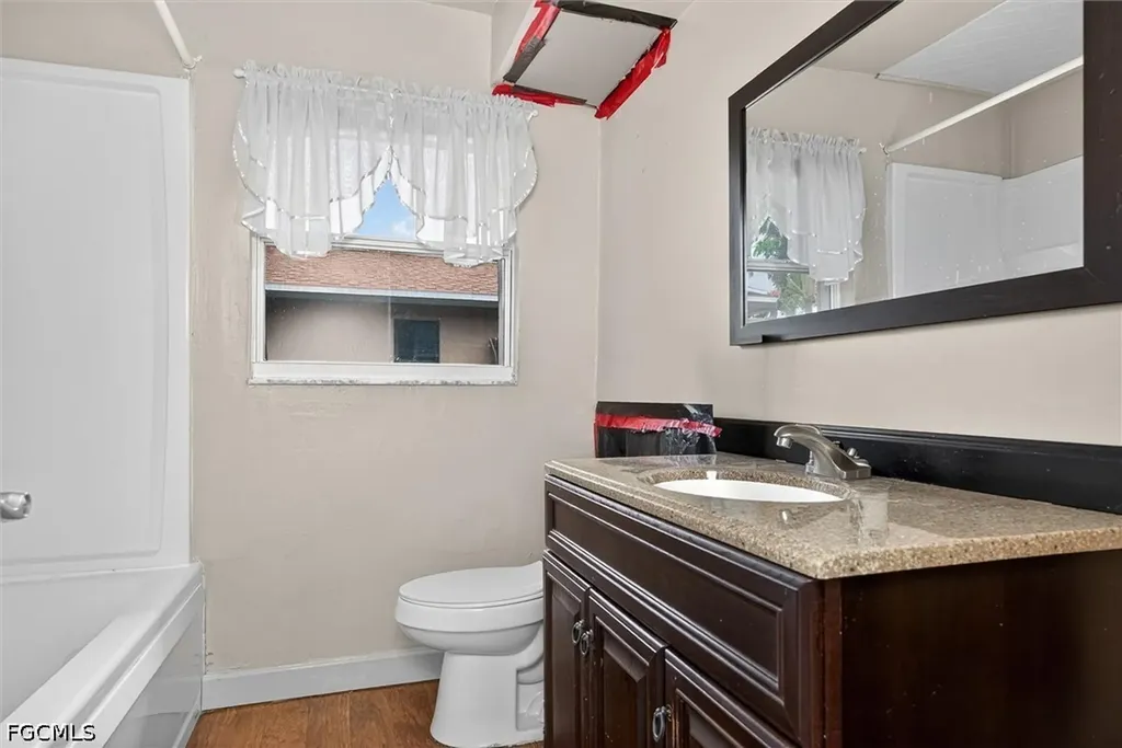 1421 SE 31st Street Cape Coral FL 33904