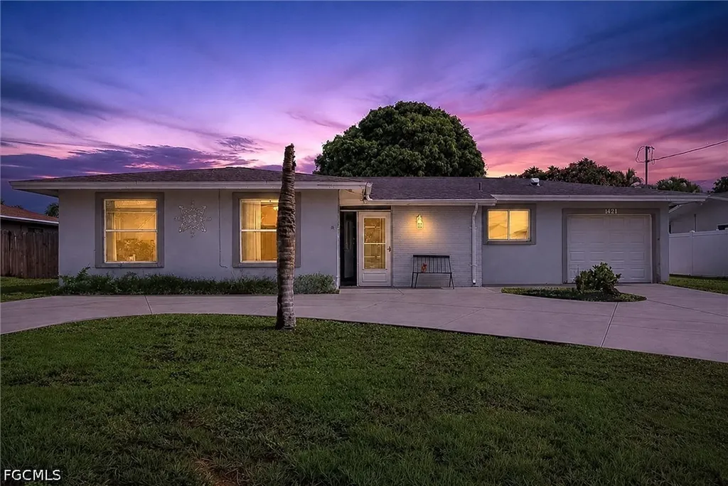 1421 SE 31st Street Cape Coral FL 33904