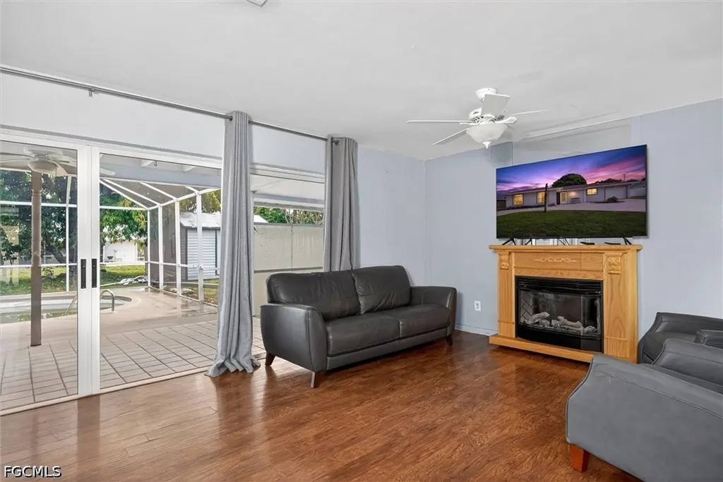 1421 SE 31st Street Cape Coral FL 33904