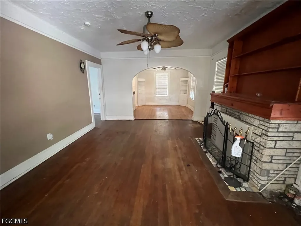 3835 Lake Street Fort Myers FL 33901