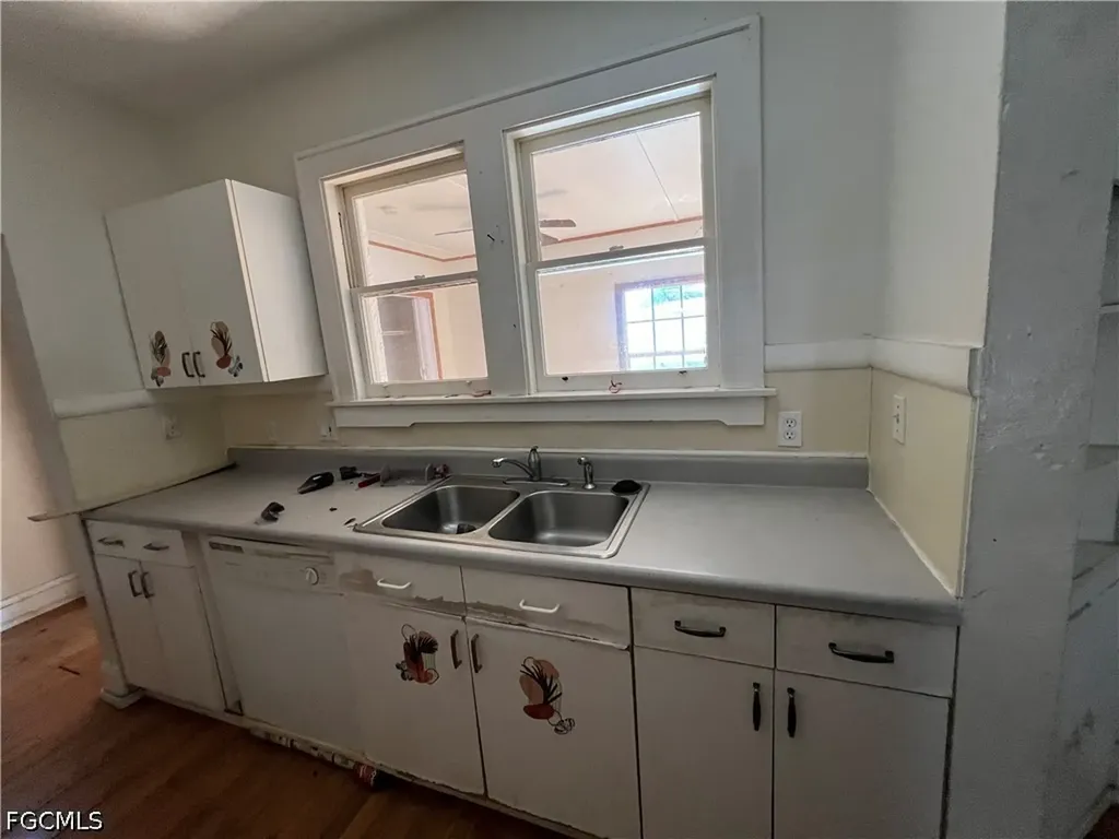 3835 Lake Street Fort Myers FL 33901