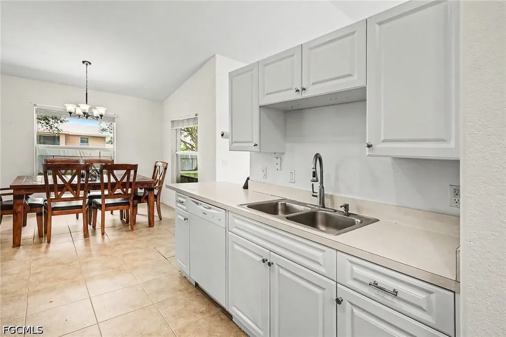 1419 NW 20th Street Cape Coral FL 33993