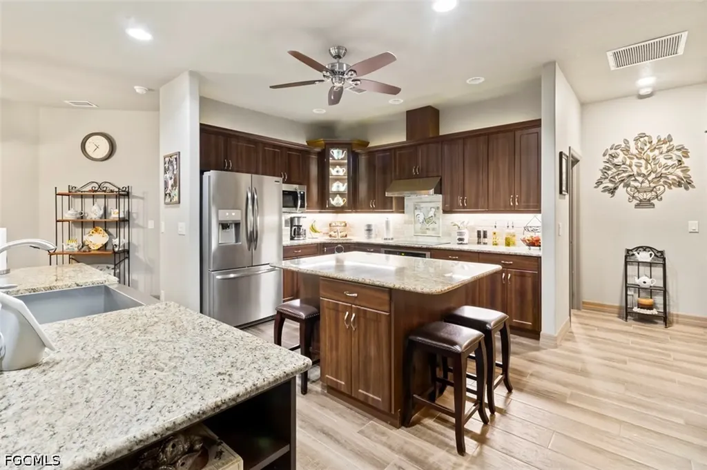 6711 Matt Pledger Court North Fort Myers FL 33917