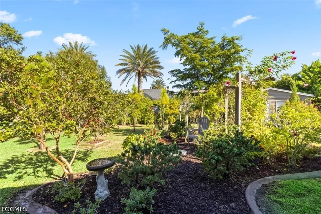 6711 Matt Pledger Court North Fort Myers FL 33917