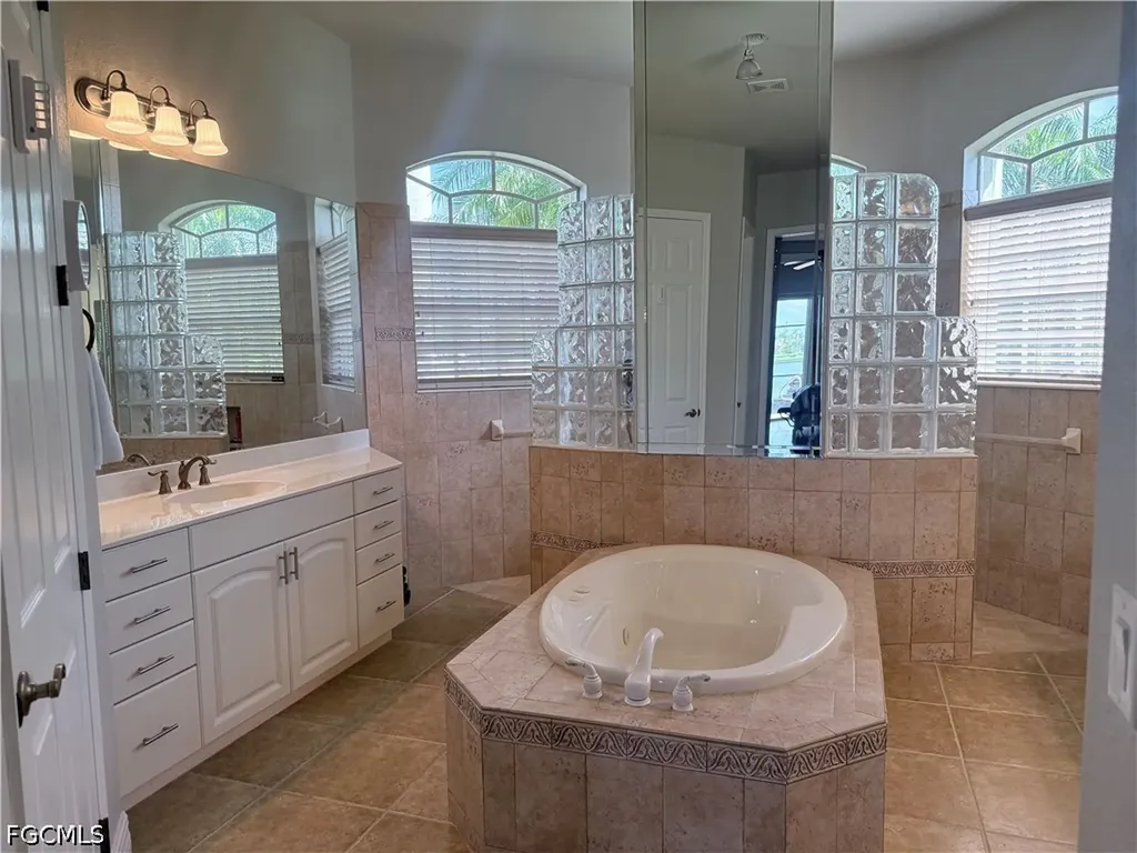 1028 Hancock Bridge Parkway Cape Coral FL 33990