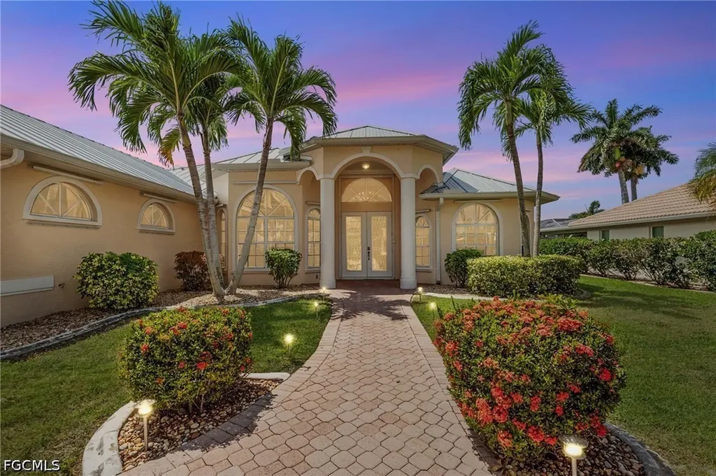 2008 Palaco Grande Parkway Cape Coral FL 33904