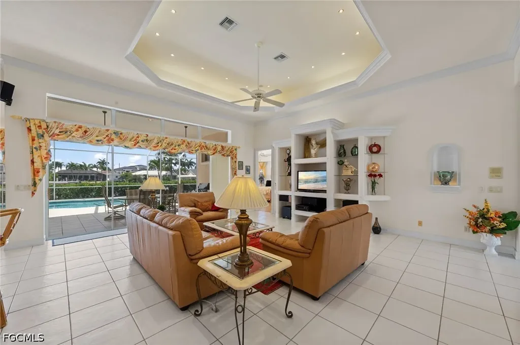 2008 Palaco Grande Parkway Cape Coral FL 33904