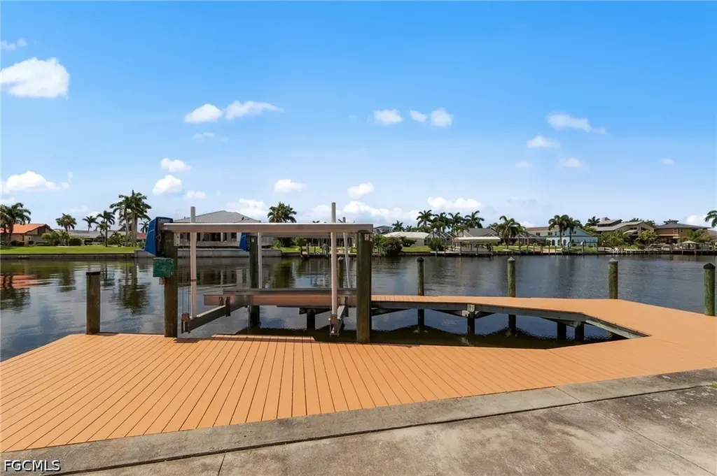 2008 Palaco Grande Parkway Cape Coral FL 33904