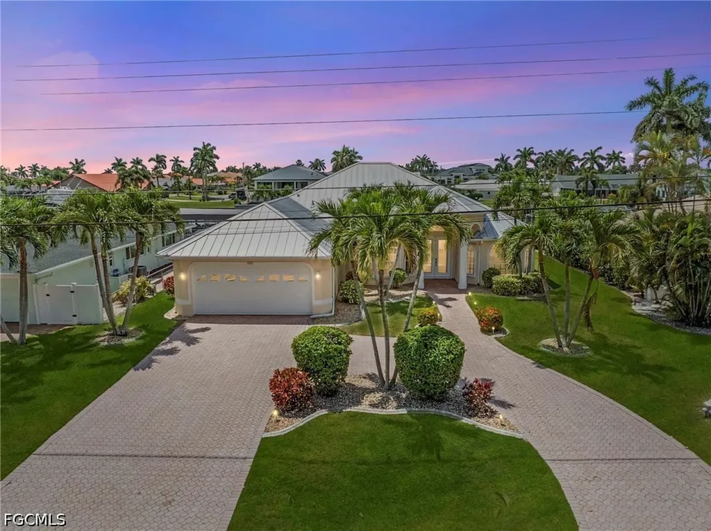 2008 Palaco Grande Parkway Cape Coral FL 33904