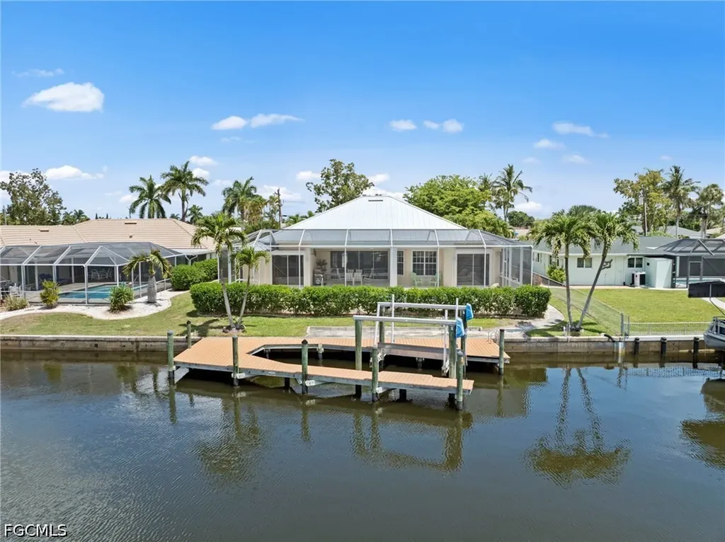 2008 Palaco Grande Parkway Cape Coral FL 33904