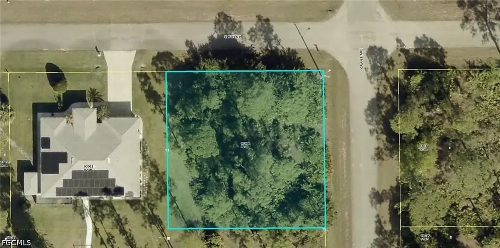 3306 E 9th Street Lehigh Acres FL 33972