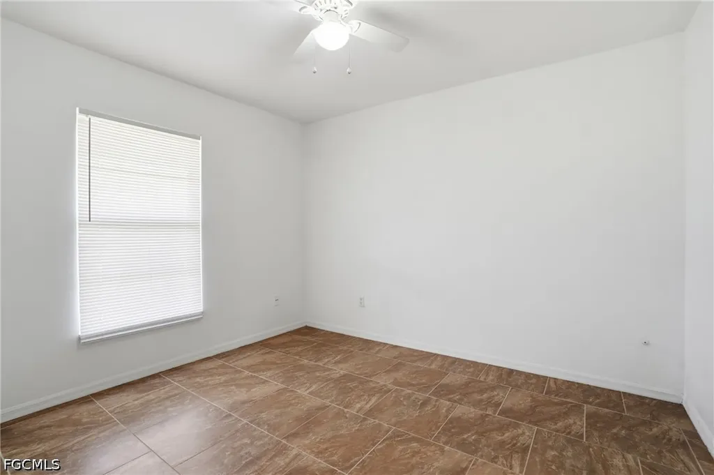 1621 NW 18th Street Cape Coral FL 33993