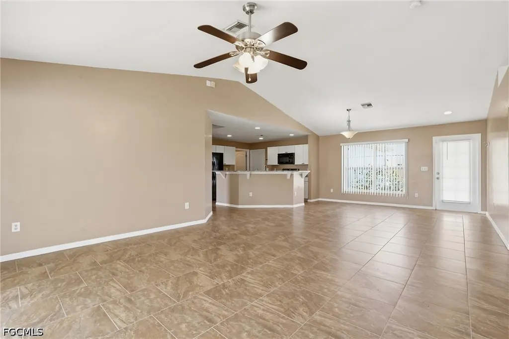 1621 NW 18th Street Cape Coral FL 33993