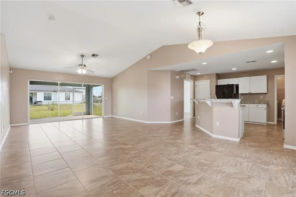 1621 NW 18th Street Cape Coral FL 33993