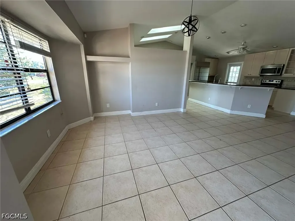 210 SE 4th Street Cape Coral FL 33990