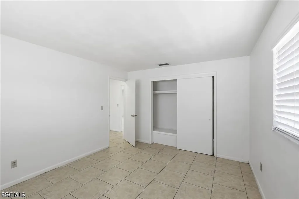 4913 Viceroy Street Cape Coral FL 33904