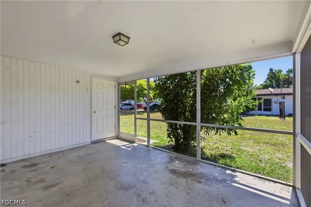 4913 Viceroy Street Cape Coral FL 33904