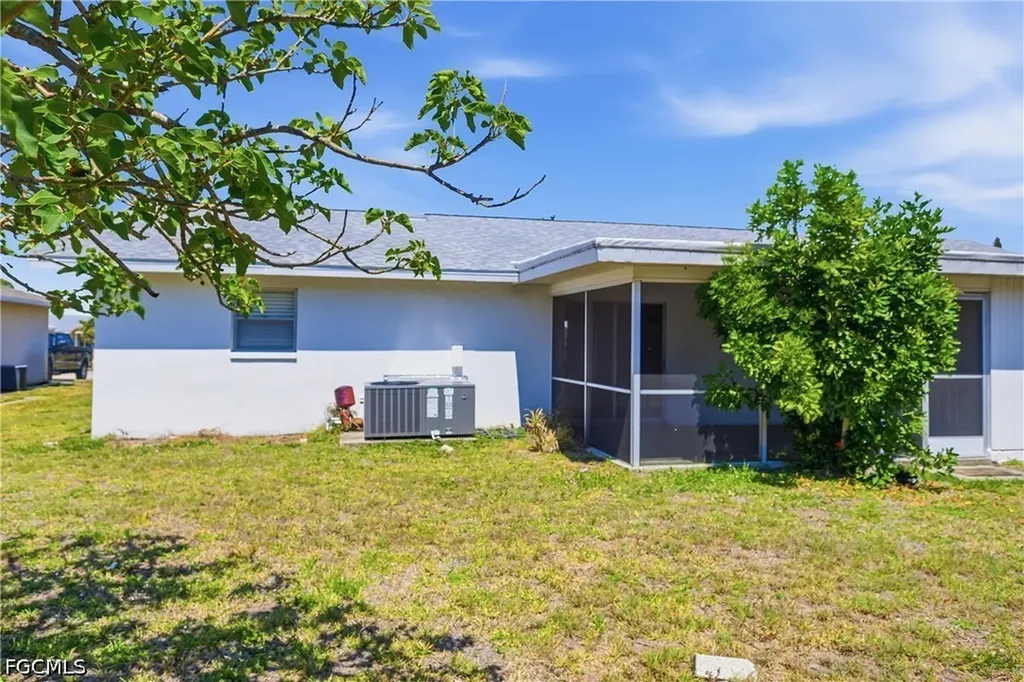 4913 Viceroy Street Cape Coral FL 33904