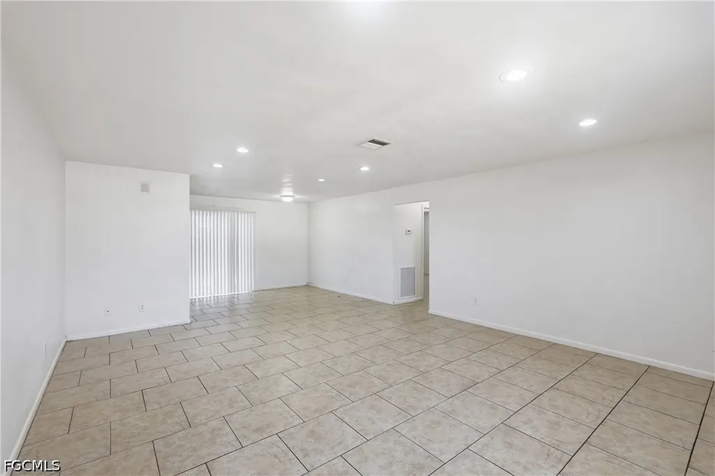 4913 Viceroy Street Cape Coral FL 33904