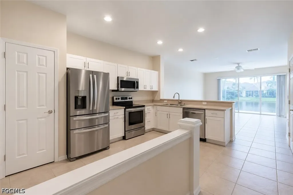 8271 Village Edge Circle Fort Myers FL 33919