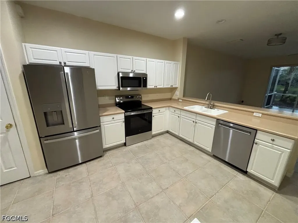 8271 Village Edge Circle Fort Myers FL 33919