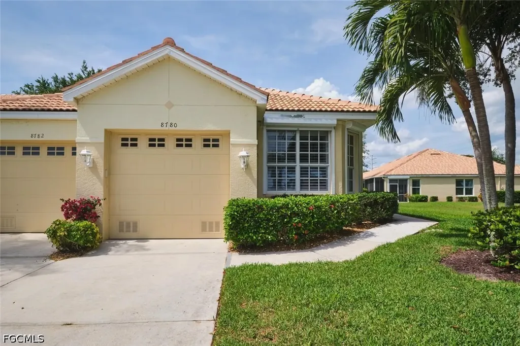 8780 Middlebrook Drive Fort Myers FL 33908