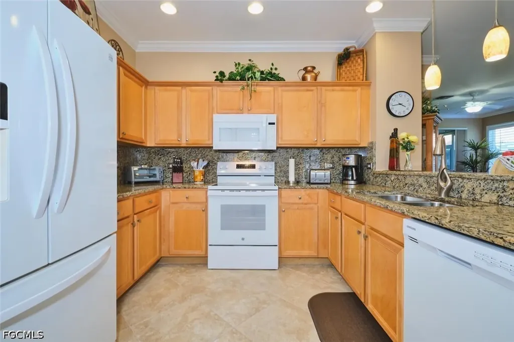 8780 Middlebrook Drive Fort Myers FL 33908