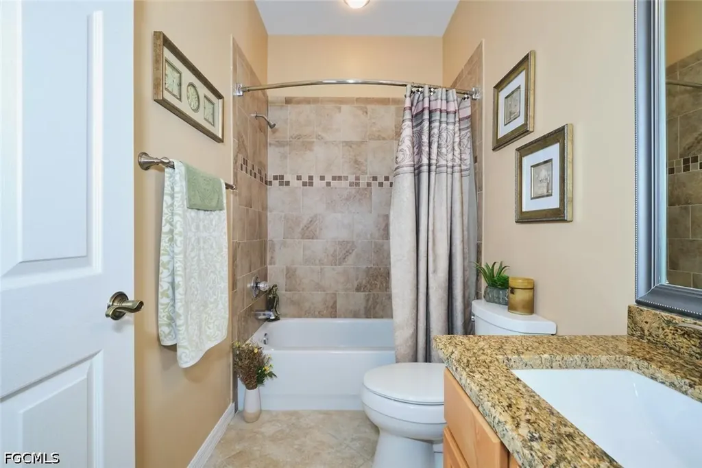8780 Middlebrook Drive Fort Myers FL 33908
