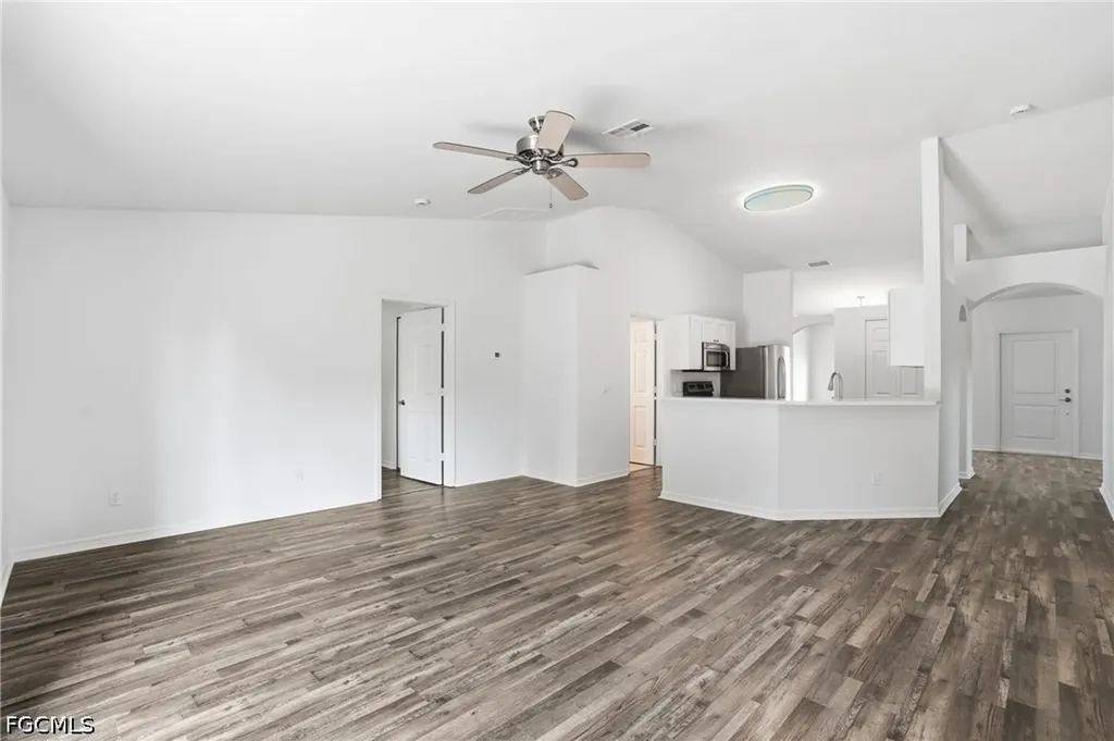 2004 NE 5th Terrace Cape Coral FL 33909