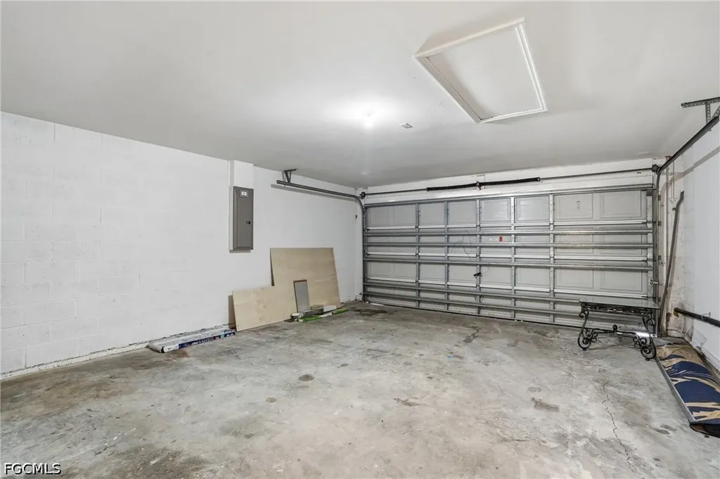 2004 NE 5th Terrace Cape Coral FL 33909