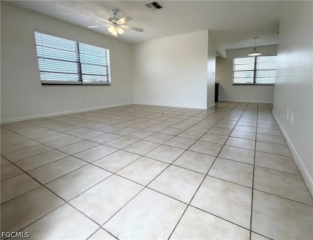 3805 SE 11th Avenue Cape Coral FL 33904