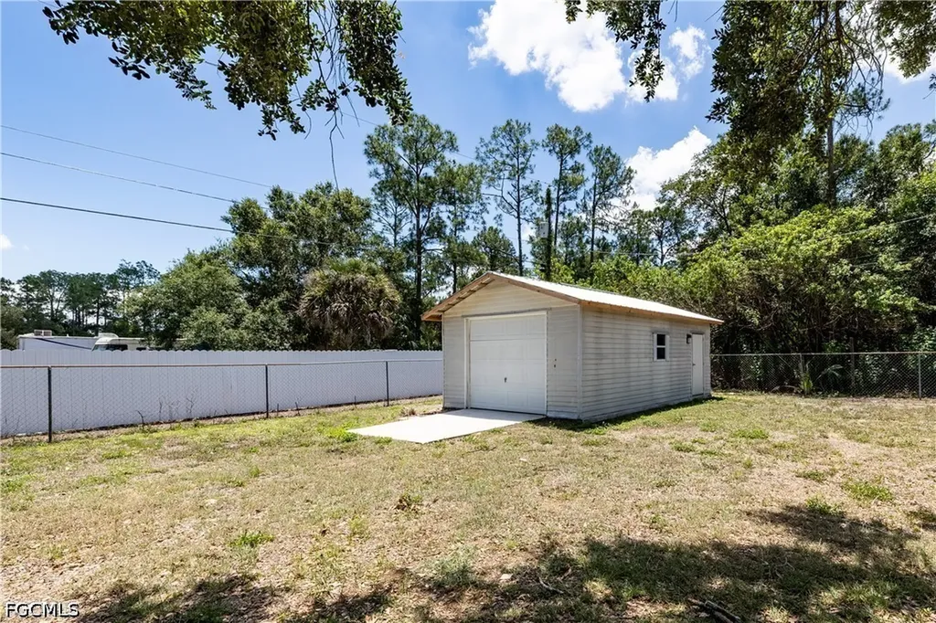 1402 Jefferson Avenue Lehigh Acres FL 33972