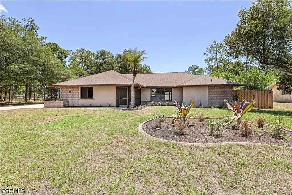 1402 Jefferson Avenue Lehigh Acres FL 33972