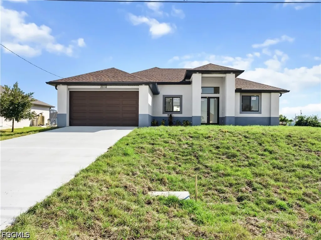 2728 Diplomat Parkway W Cape Coral FL 33993