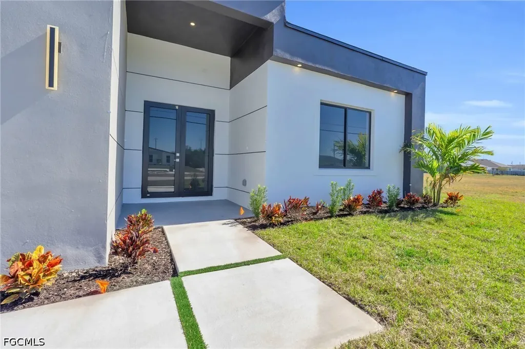 3617 NW 38th Terrace Cape Coral FL 33993