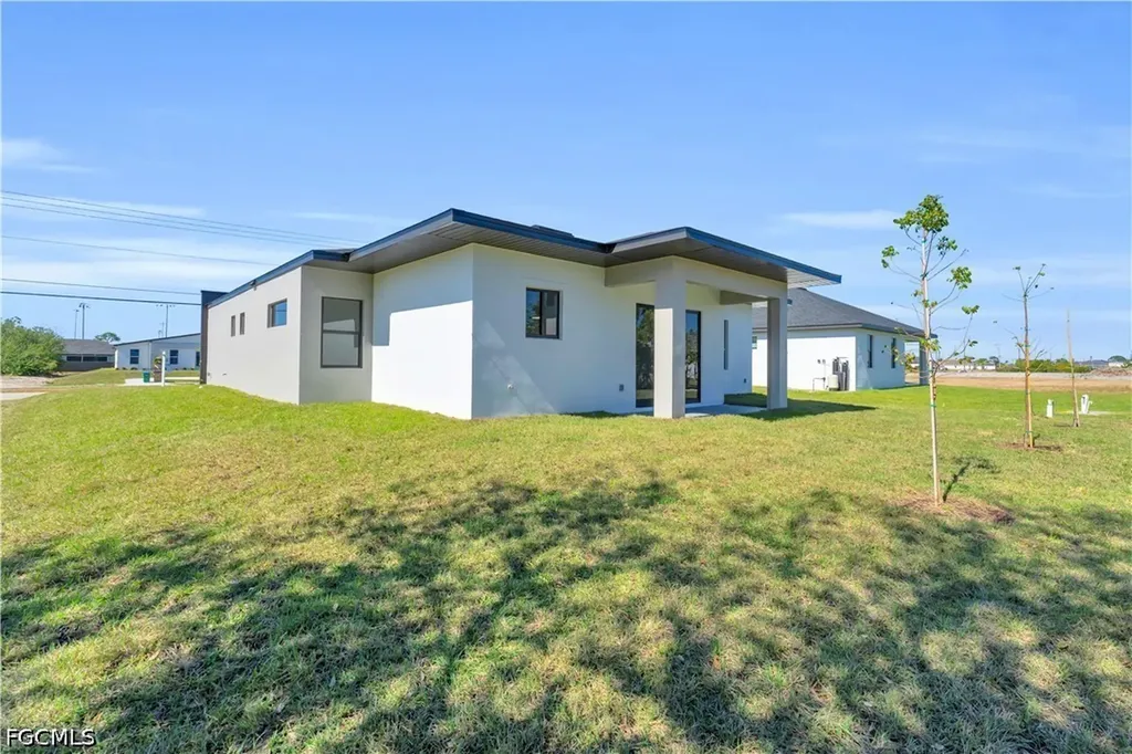 3617 NW 38th Terrace Cape Coral FL 33993