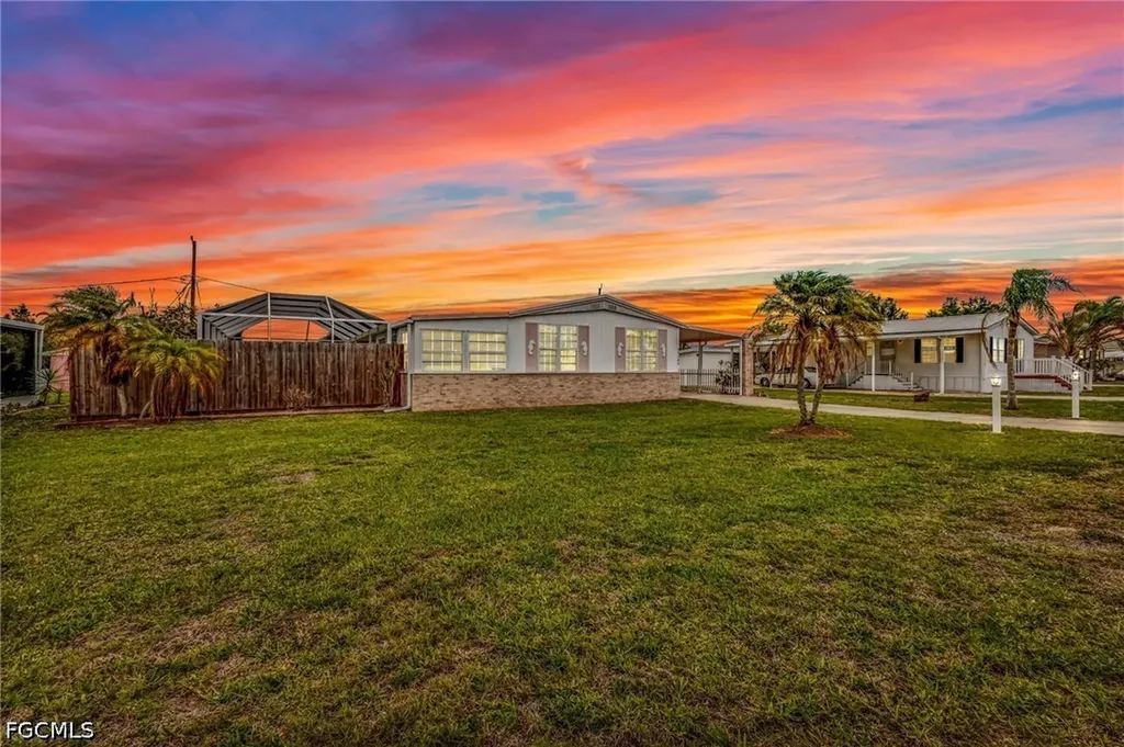 29180 Crawford Avenue Punta Gorda FL 33982