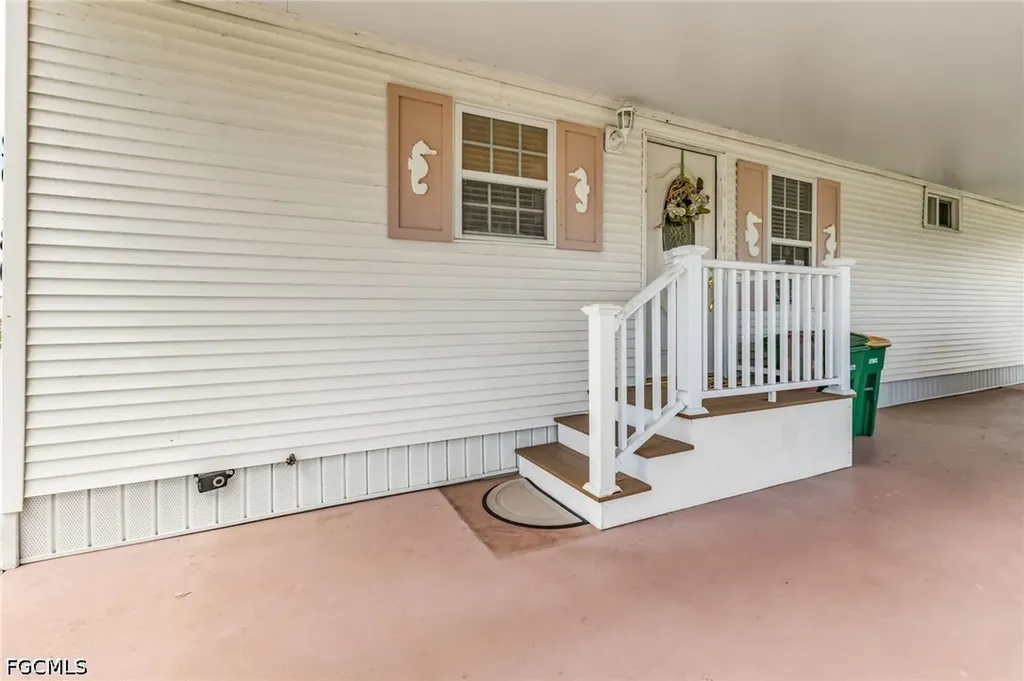 29180 Crawford Avenue Punta Gorda FL 33982