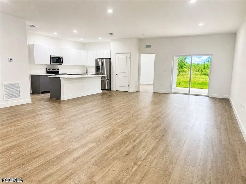 9011 Penny Circle Labelle FL 33935