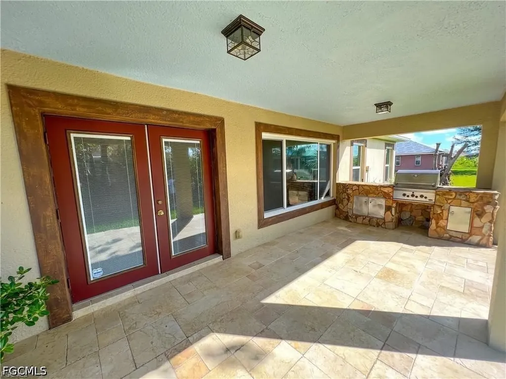 2032 NW 5th Street Cape Coral FL 33993