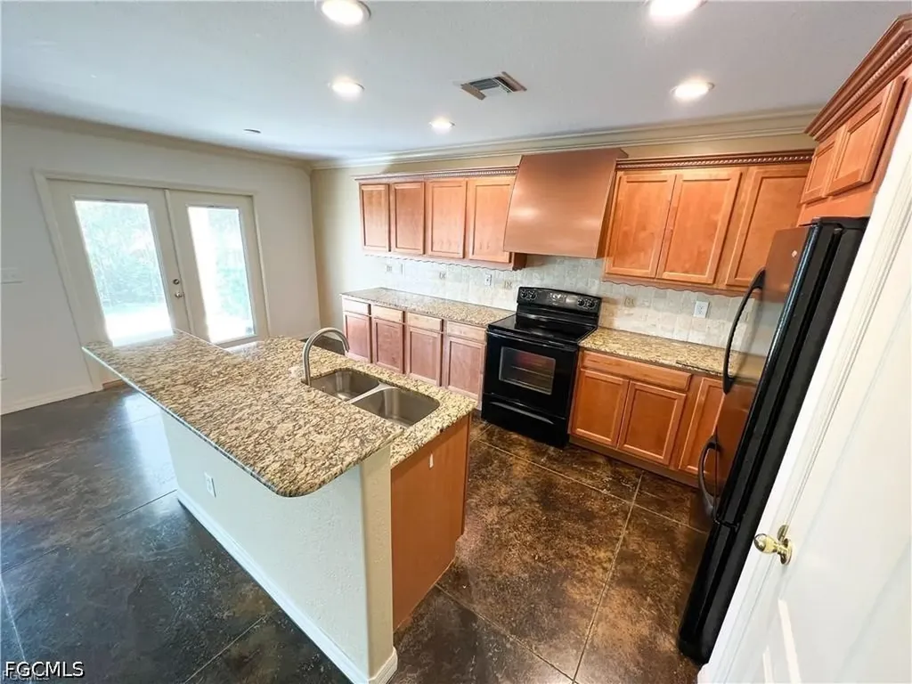 2032 NW 5th Street Cape Coral FL 33993