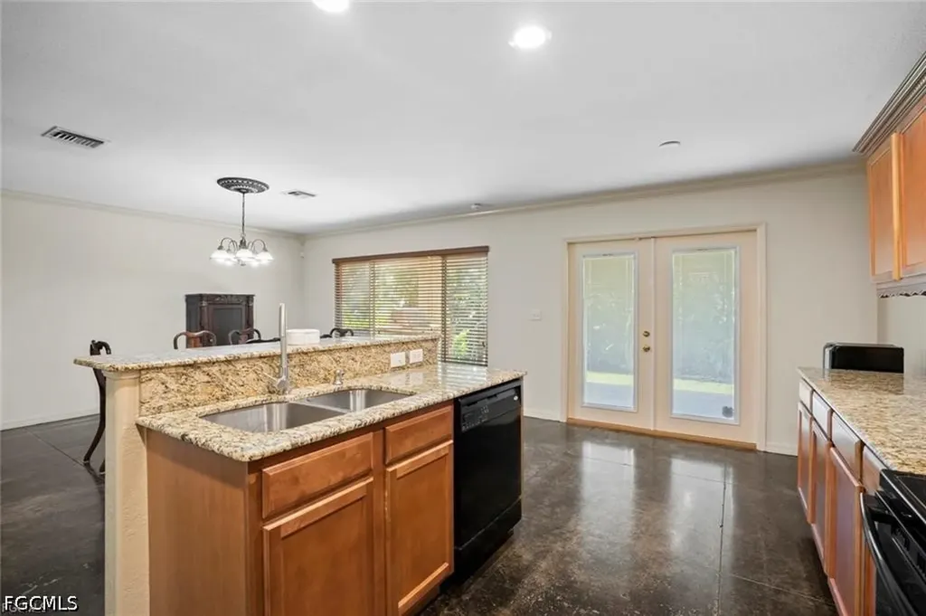 2032 NW 5th Street Cape Coral FL 33993