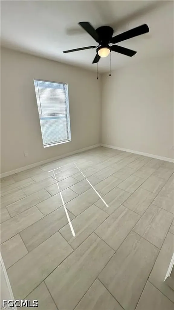 1105 NE 6th Place Cape Coral FL 33909